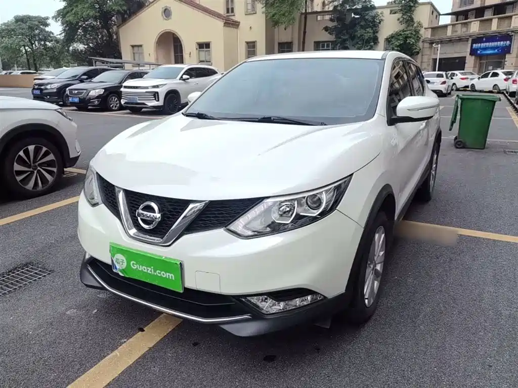 Nissan Qashqai 2016 — фото 1