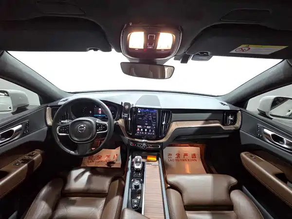 Volvo XC60 2023