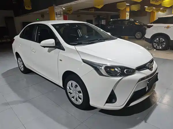 Toyota Yaris L 2019
