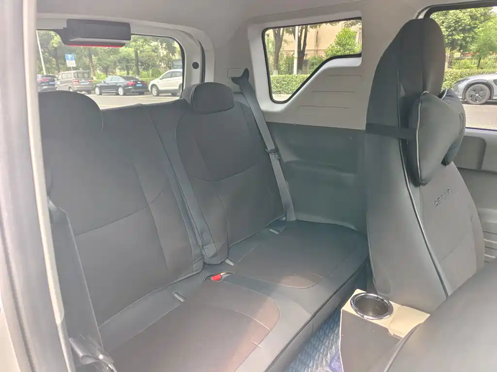 Geely Galaxy Panda 2023 — фото 10
