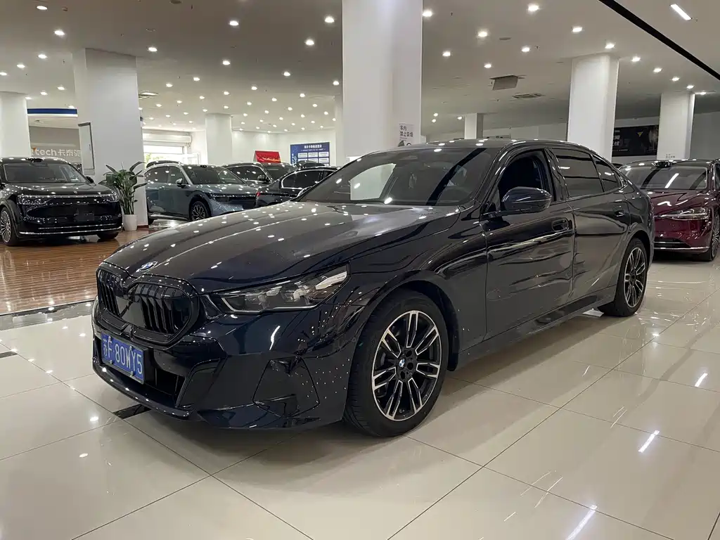 BMW 5 Series 2026
