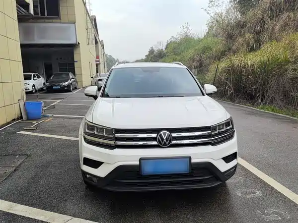Volkswagen Tharu 2021