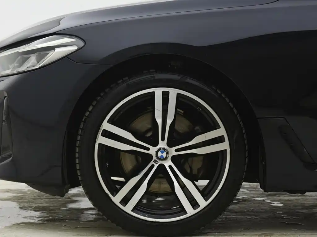 BMW 6 Series GT 2022 — фото 9