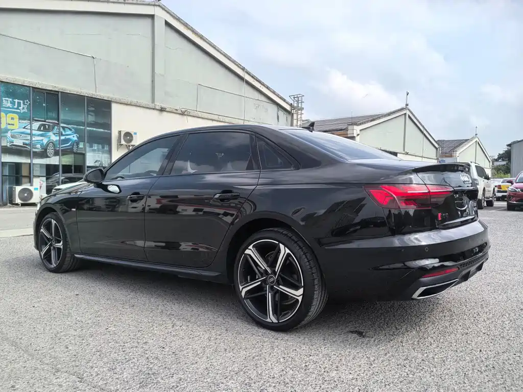 Audi A4L 2024