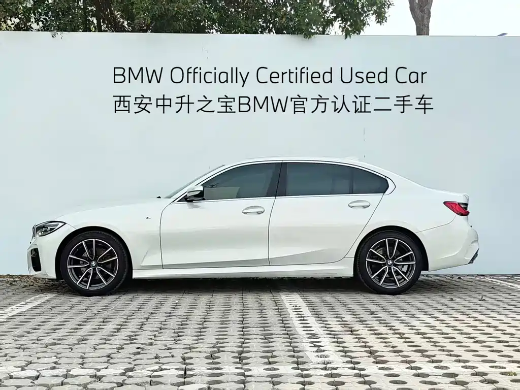 BMW 3 Series 2021