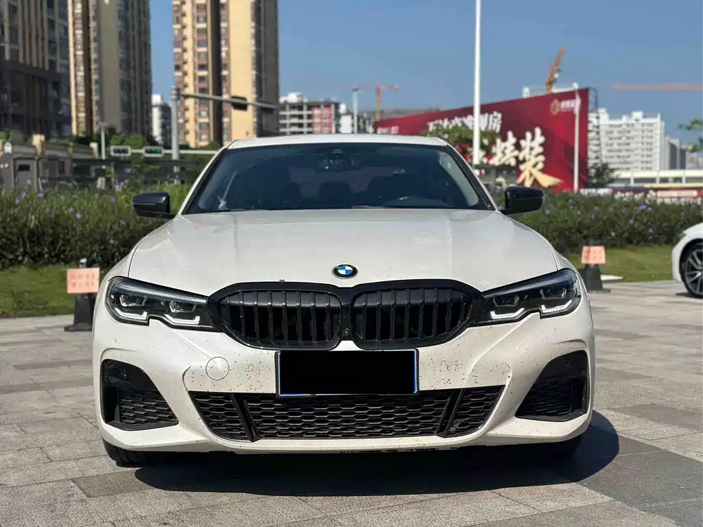 BMW 3 Series 2021