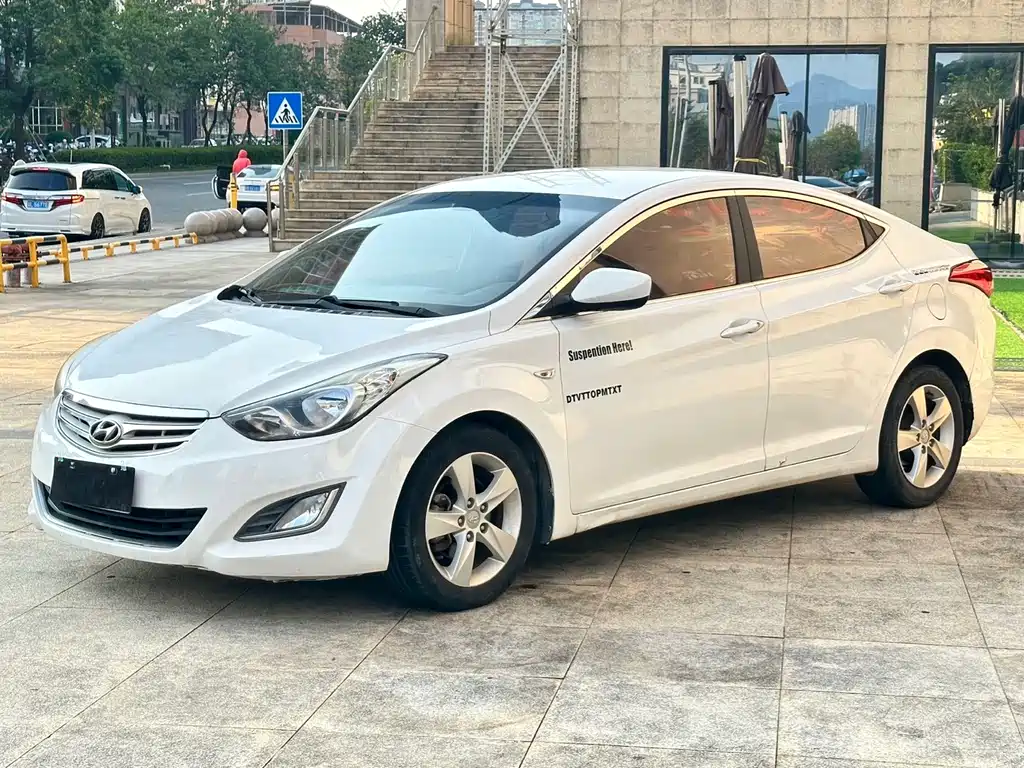 Hyundai Elantra 2014