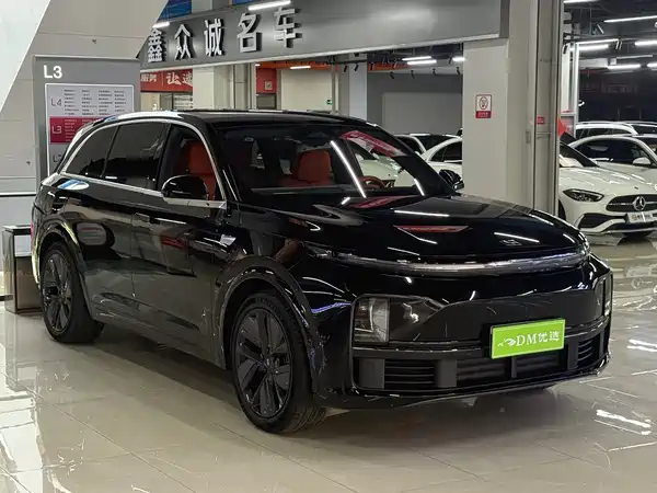 Li Auto L7 2025