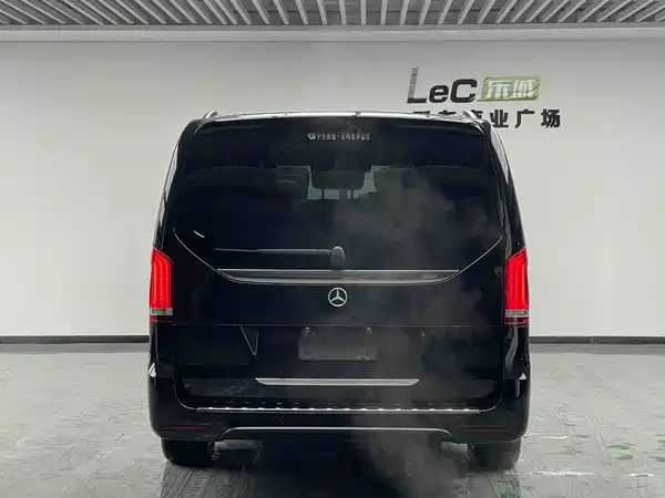 Mercedes-Benz V-Class 2022