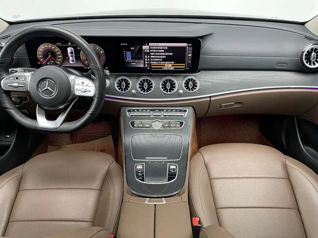 Mercedes-Benz E-Class 2020 — фото 17