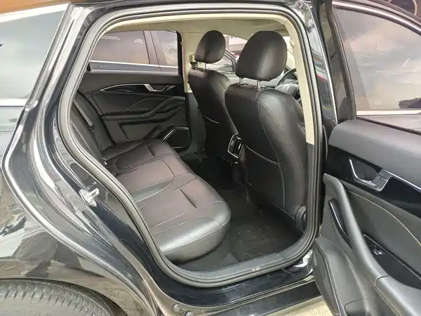 Bestune B70 2021