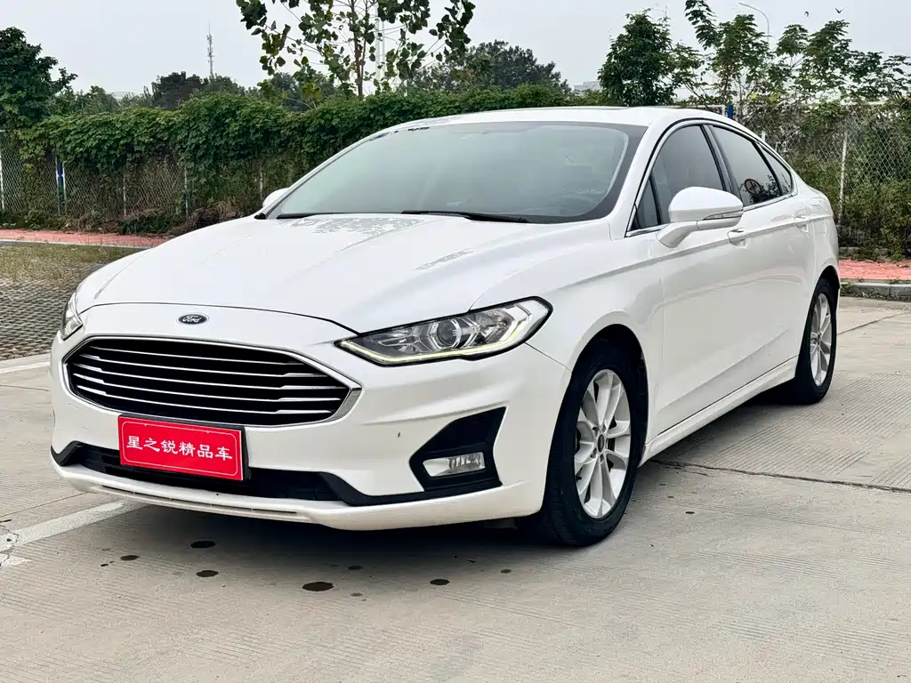 Ford Mondeo 2019 — фото 1