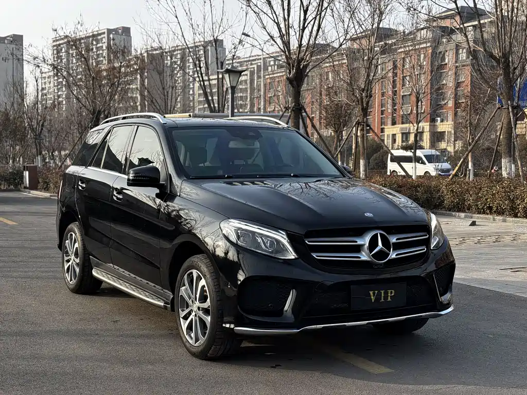 Mercedes-Benz GLE 2016