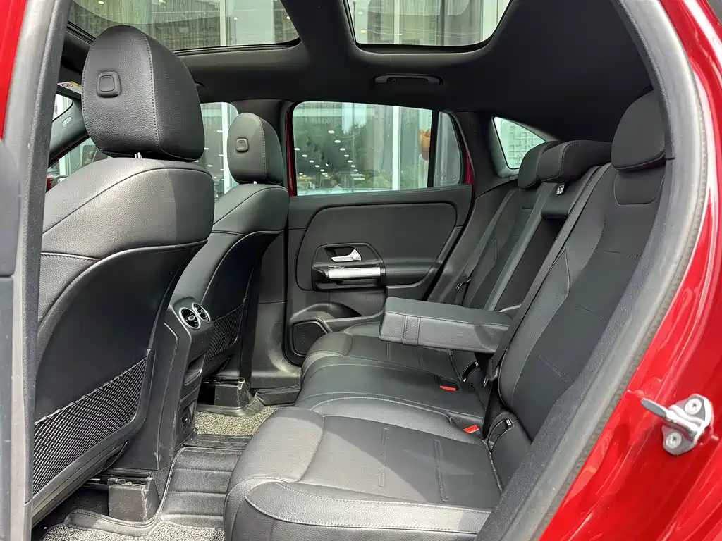 Mercedes-Benz GLA 2021 — фото 15
