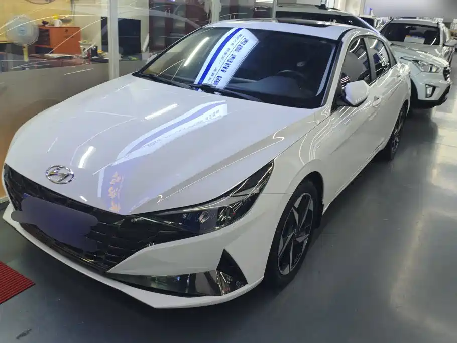Hyundai Elantra 2020