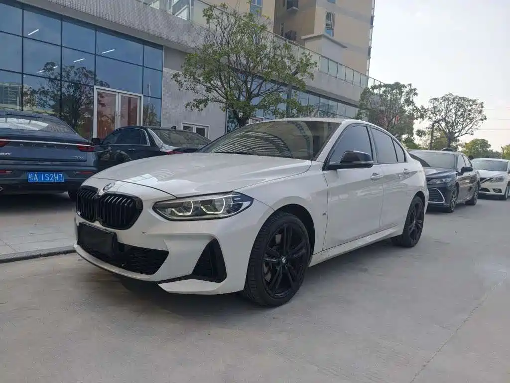 BMW 1 Series 2023