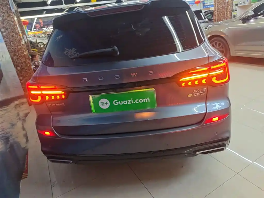 Roewe RX5 New Energy 2020 — фото 6
