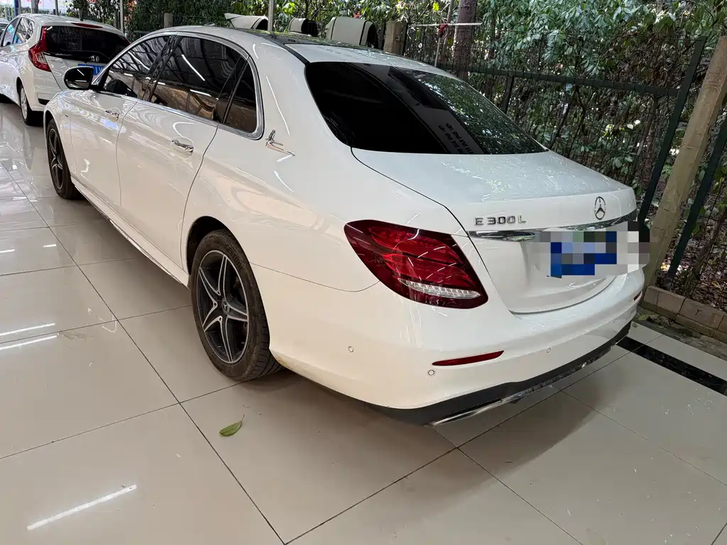 Mercedes-Benz E-Class 2020