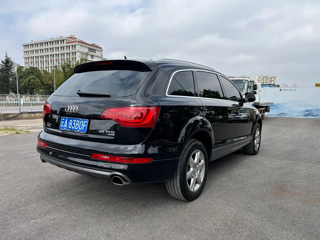Audi Q7 2015 — фото 4