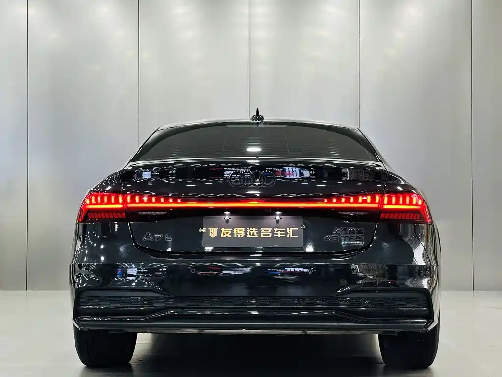 Audi A7L 2023 — фото 9