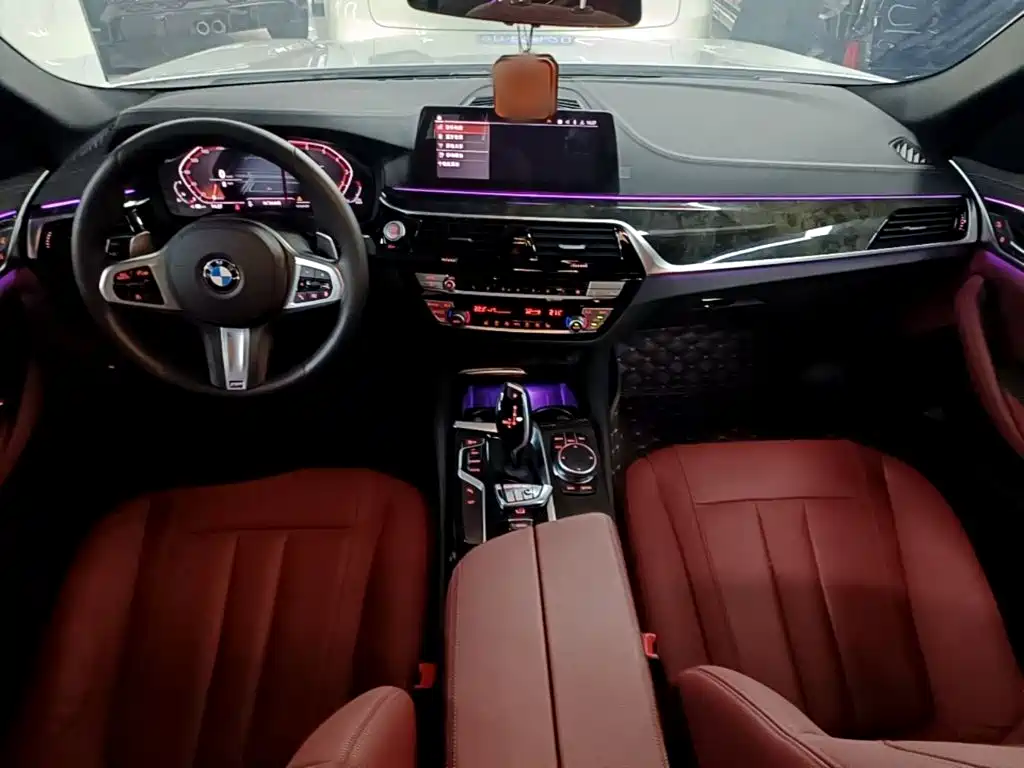 BMW 5 Series 2020
