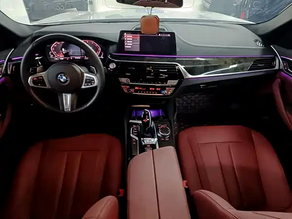 BMW 5 Series 2020