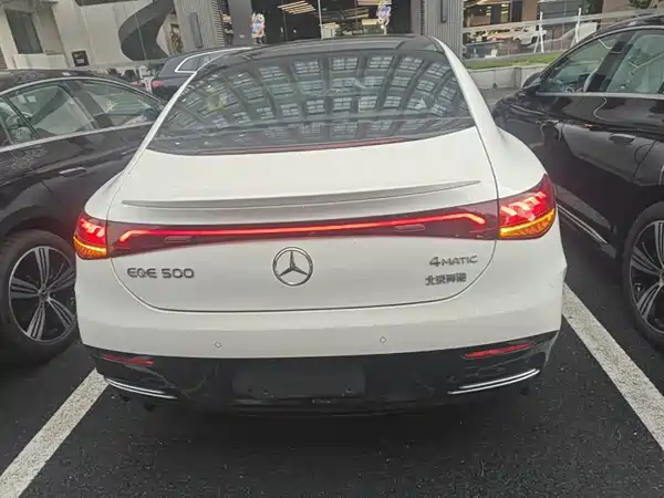 Mercedes-Benz EQE 2026
