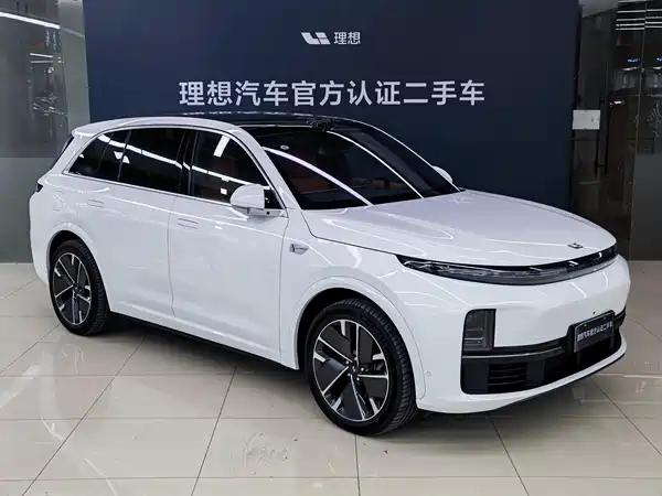 Li Auto L7 2025