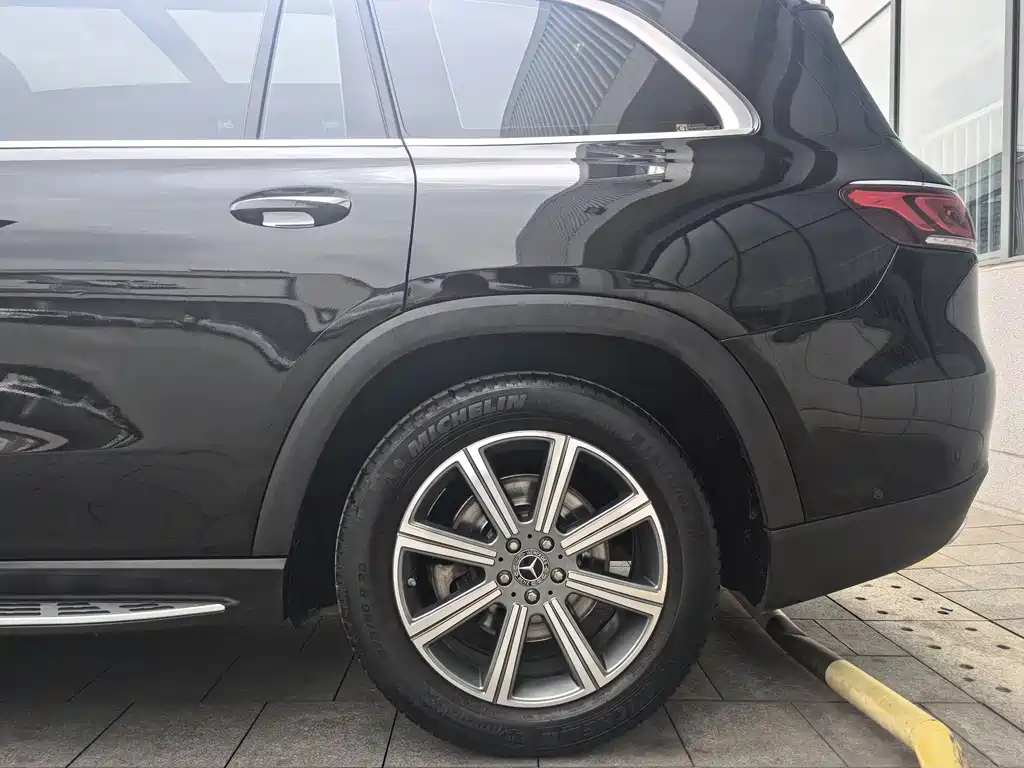 Mercedes-Benz GLS 2020 — фото 21
