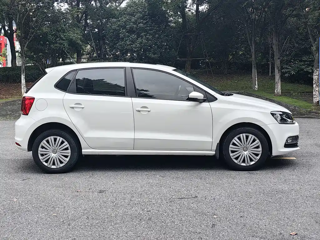 Volkswagen Polo 2018 — фото 14