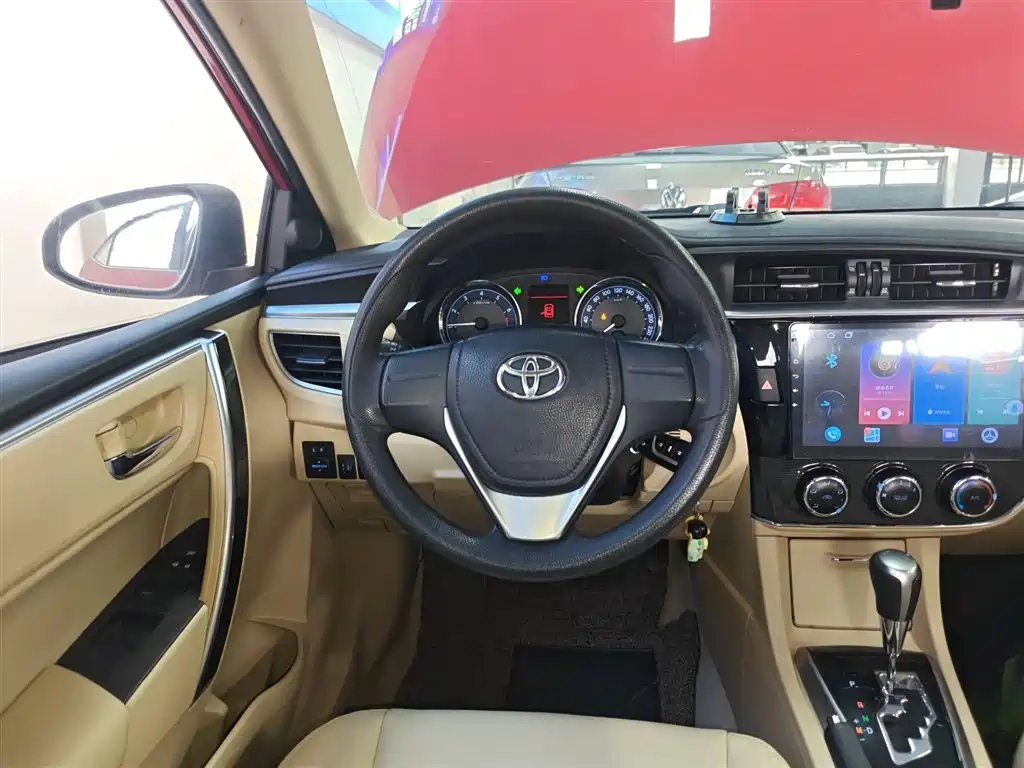 Toyota Corolla 2015 — фото 11