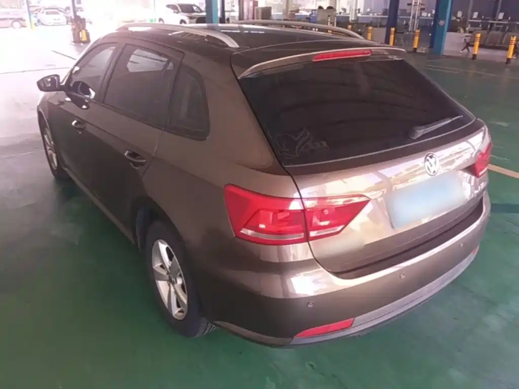 Volkswagen Gran Lavida 2015