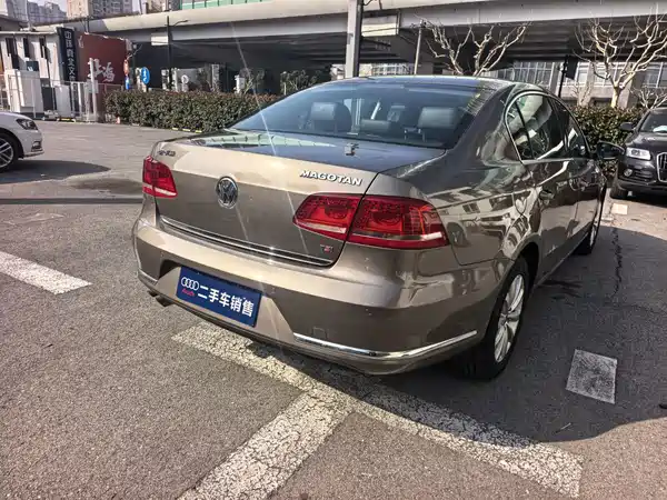 Volkswagen Magotan 2016