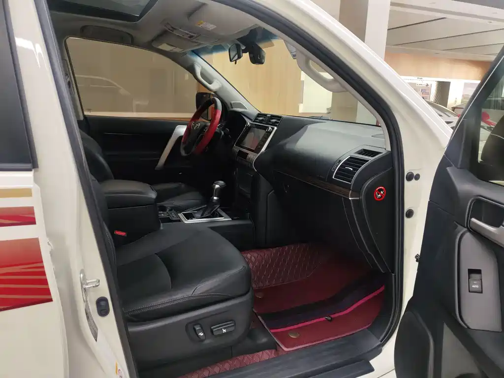 Toyota Prado 2019 — фото 10