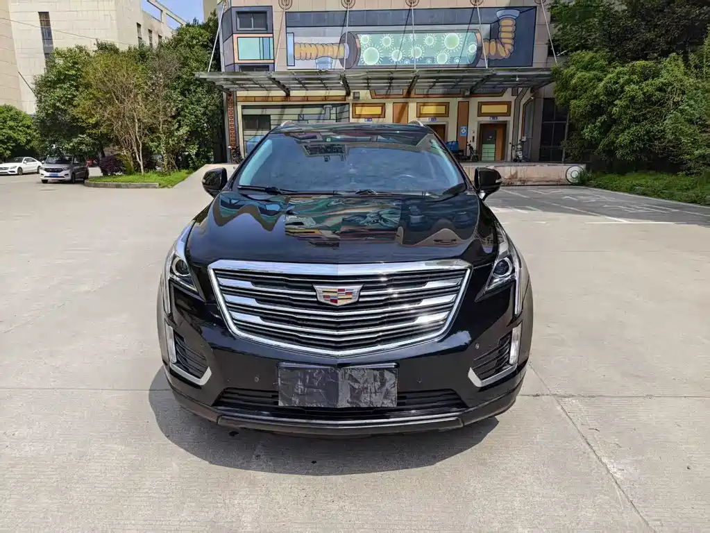 Cadillac XT5 2019 — фото 2