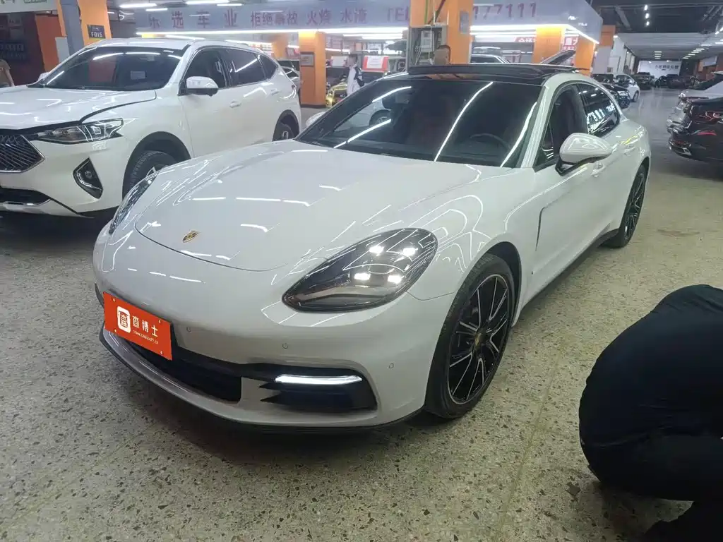 Porsche Panamera 2020