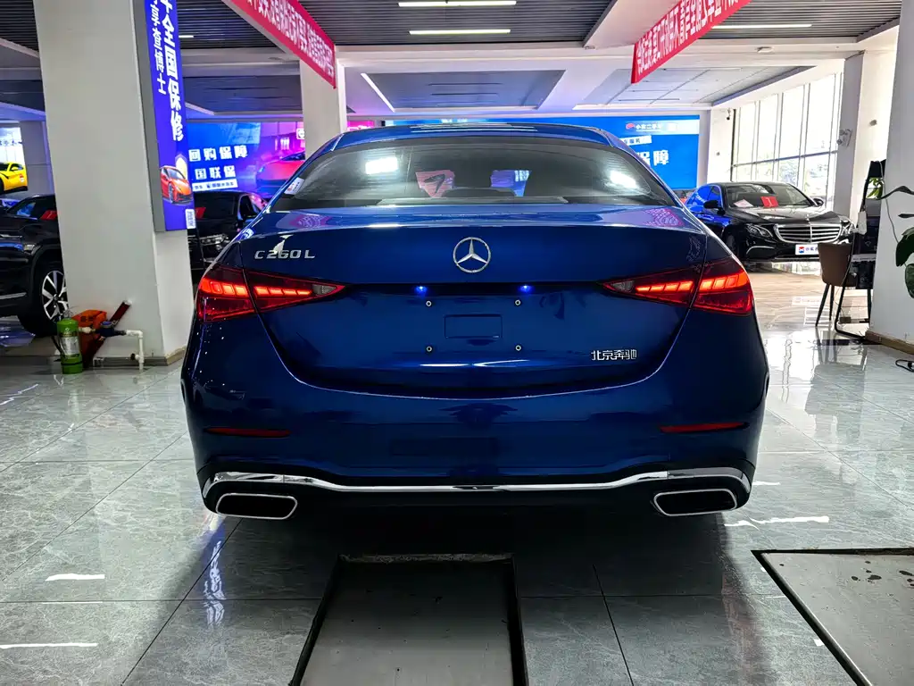 Mercedes-Benz C-Class 2022 — фото 8