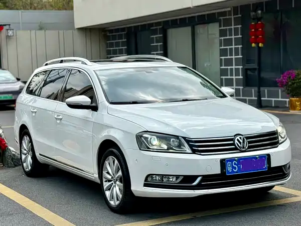 Volkswagen Magotan 2013