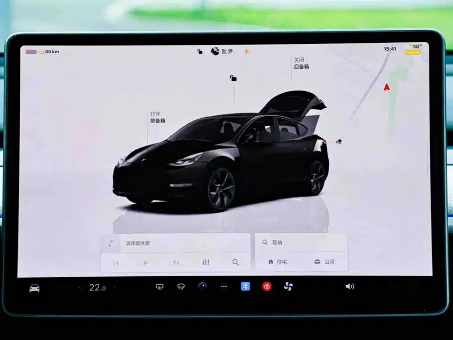 Tesla Model Y 2024 — фото 14