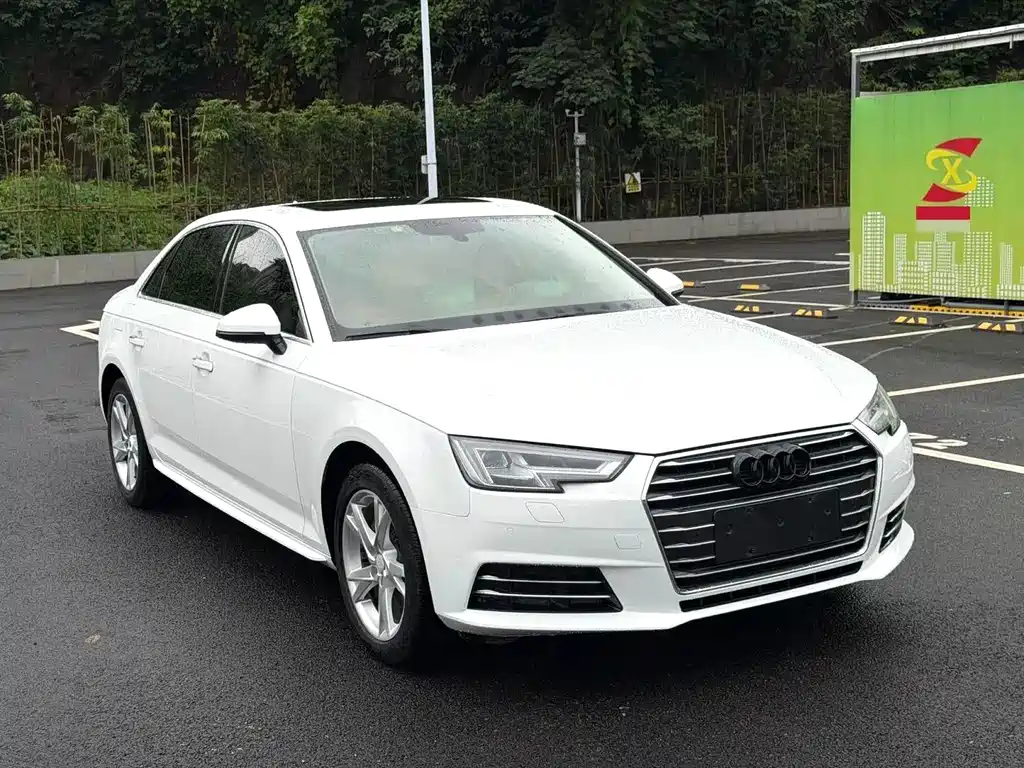 Audi A4L 2018