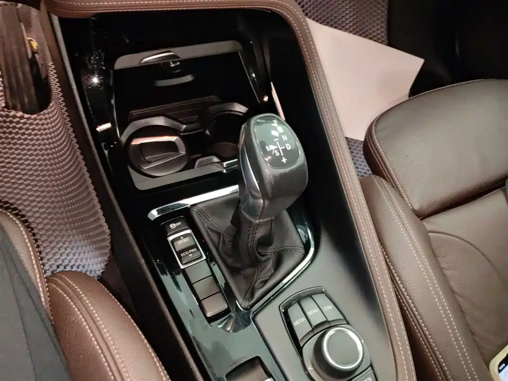BMW X1 2018 — фото 10
