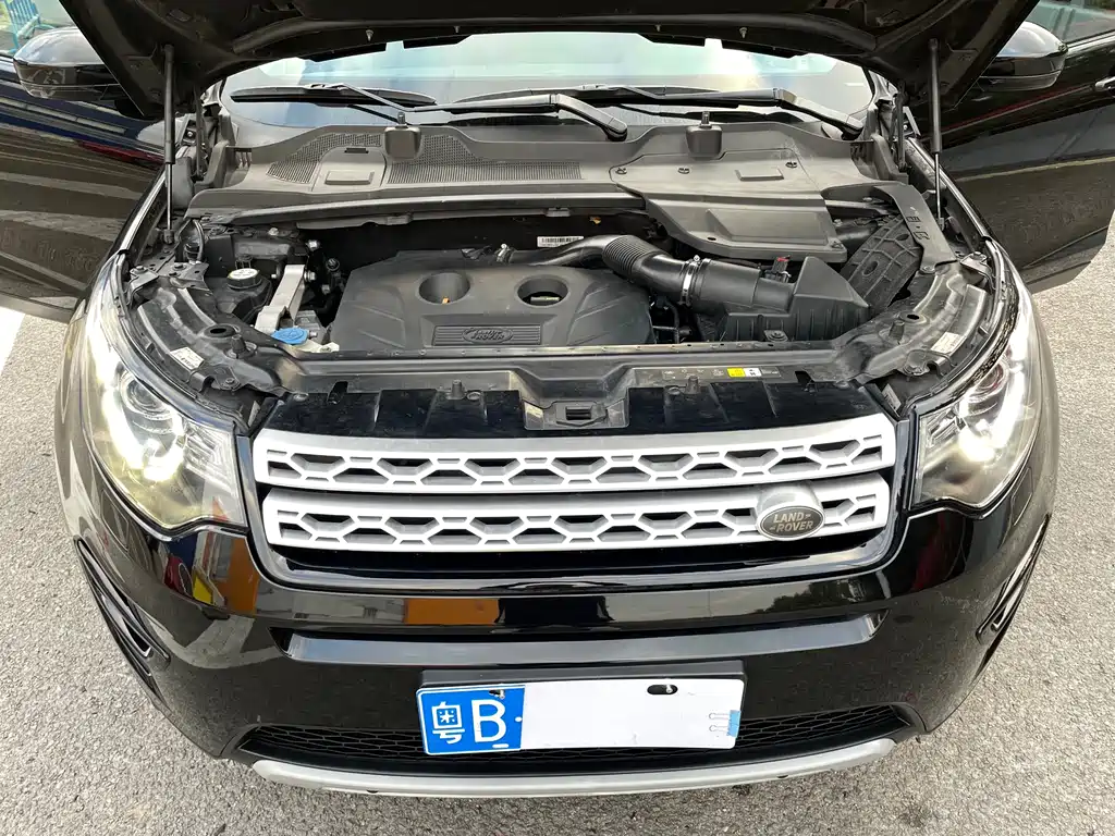 Land Rover Discovery Sport 2016 — фото 15