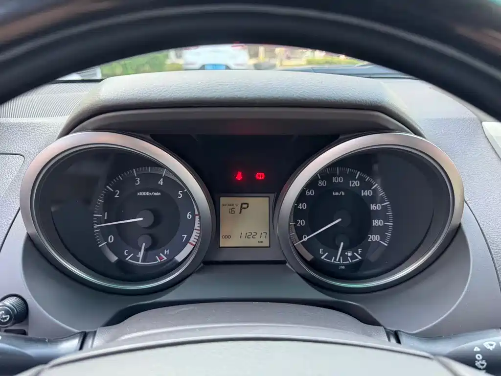 Toyota Prado 2016 — фото 10