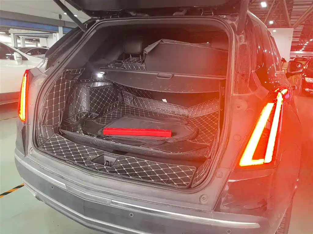 Cadillac XT5 2019 — фото 19