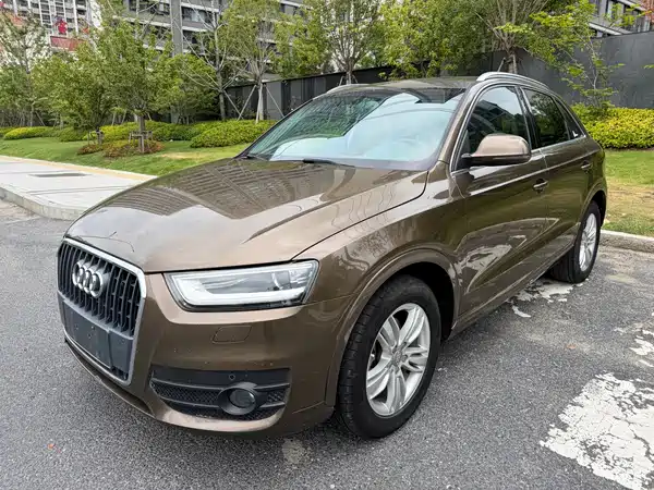 Audi Q3 2014