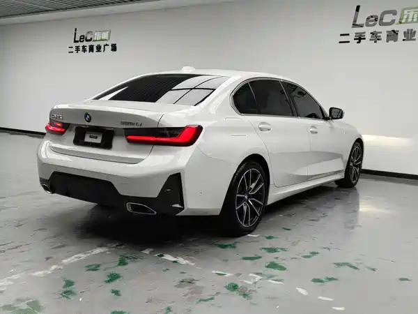 BMW 3 Series 2023
