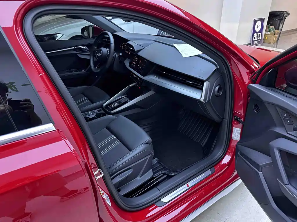 Audi A3 2022 — фото 11