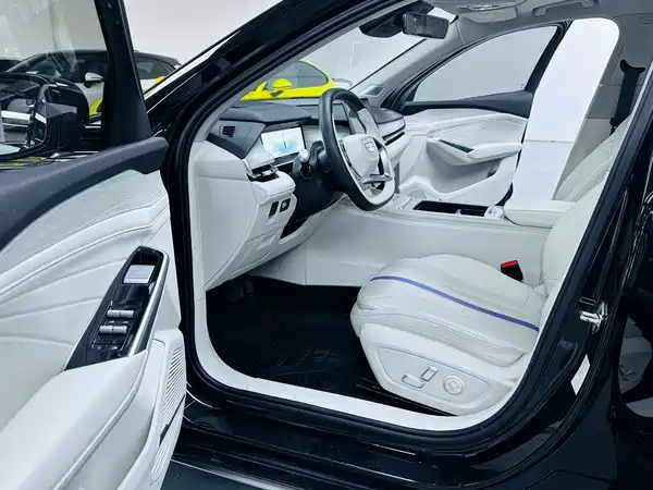 Geely Xingrui 2024