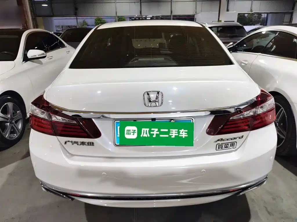 Honda Accord 2017 — фото 6
