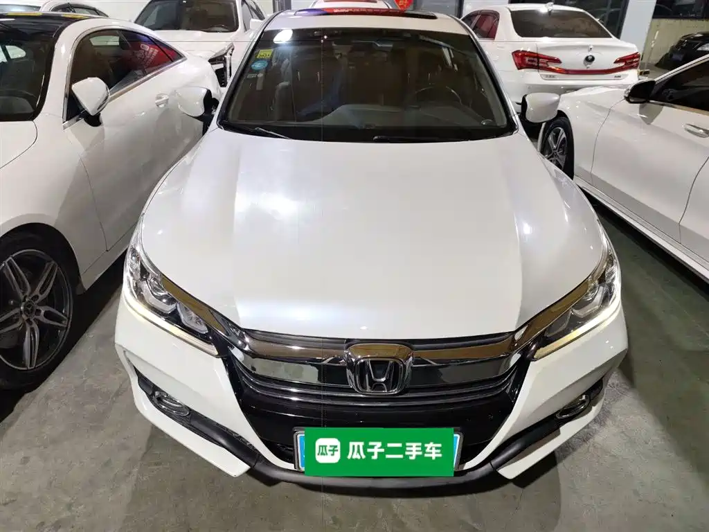 Honda Accord 2017 — фото 3
